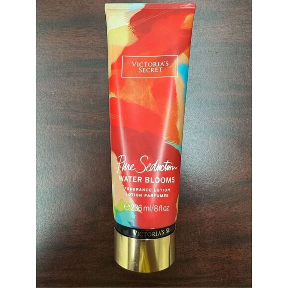 Victoria’s Secret Pure Seduction Water Blooms Full Size (8 fl oz) Lotion - Picture 1 of 4